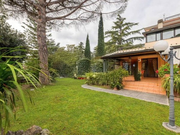 casa indipendente in vendita a Roma in zona Pinciano