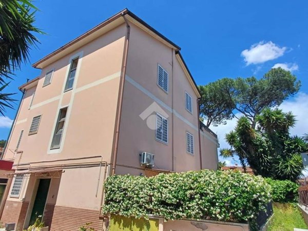 appartamento in vendita a Roma in zona Appio Claudio