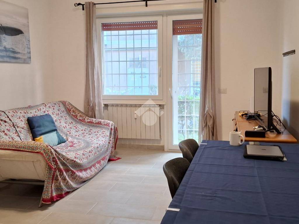 appartamento in vendita a Roma in zona Ostia