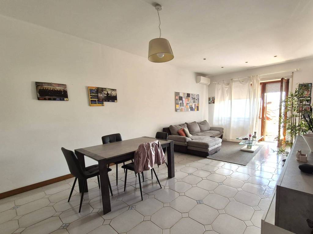 appartamento in vendita a Roma in zona Casalotti