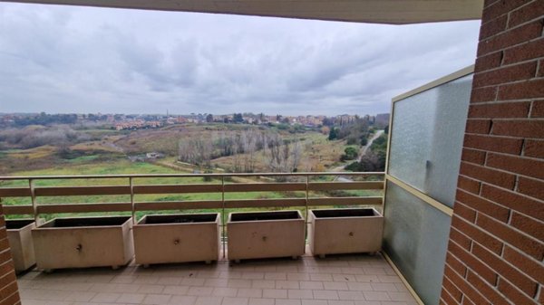 appartamento in vendita a Roma in zona Spallette
