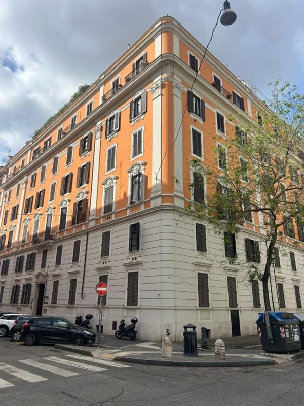appartamento in vendita a Roma in zona Rione Prati