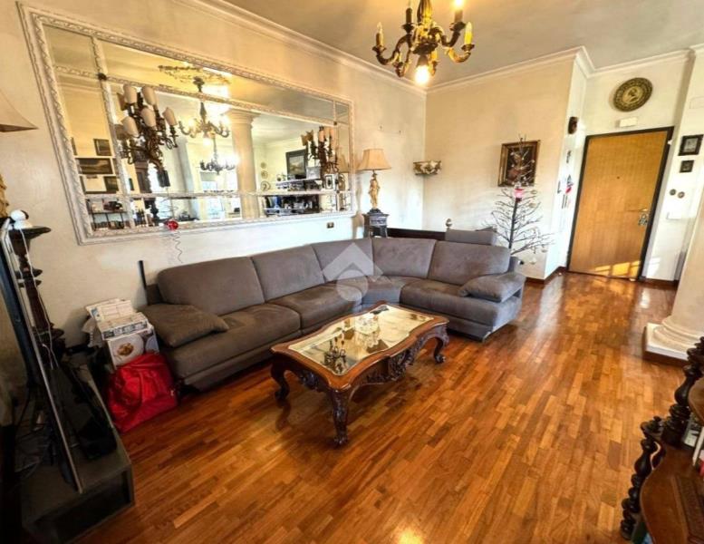 appartamento in vendita a Roma in zona Mostacciano