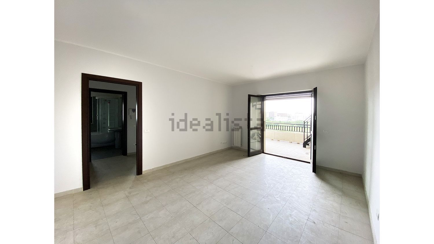 appartamento in vendita a Roma in zona Ponte di Nona