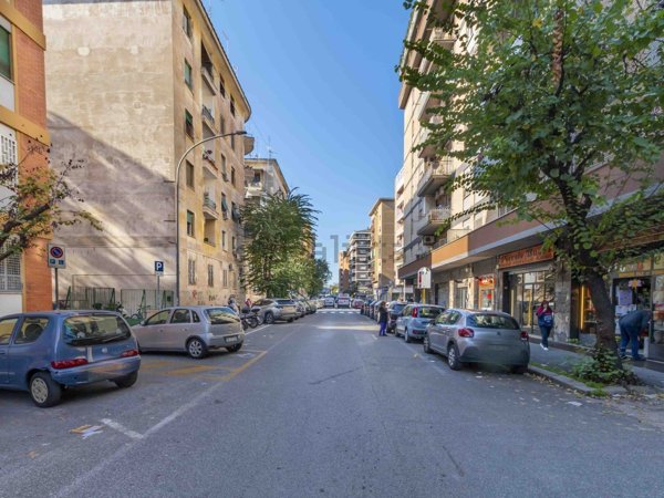 bivano in vendita a Roma in zona Ostiense