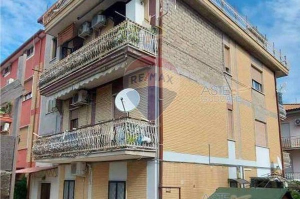 appartamento in vendita a Roma in zona Lunghezza