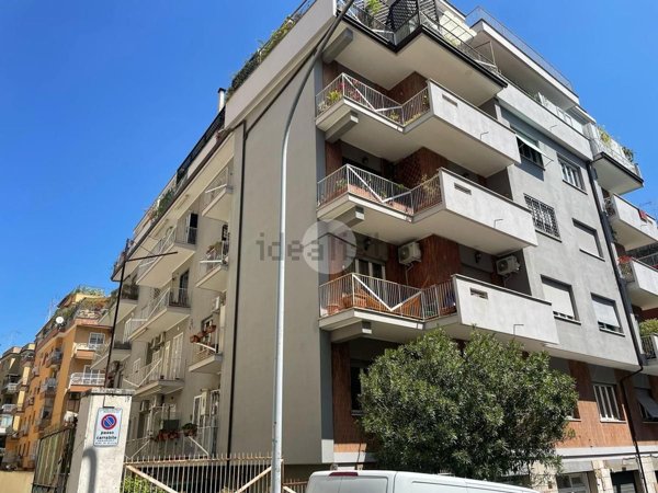 appartamento in vendita a Roma in zona Gianicolense