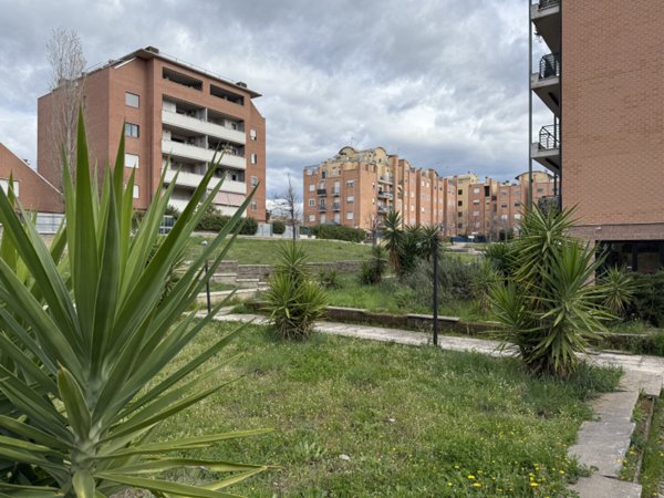 appartamento in vendita a Roma in zona Ponte Mammolo