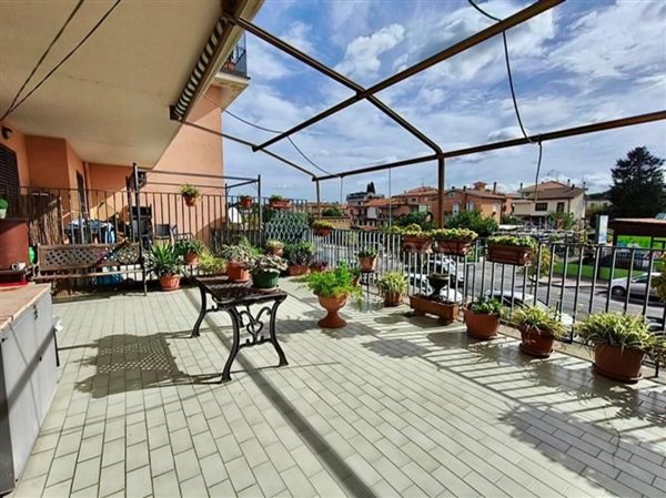 appartamento in vendita a Roma in zona Casal Morena
