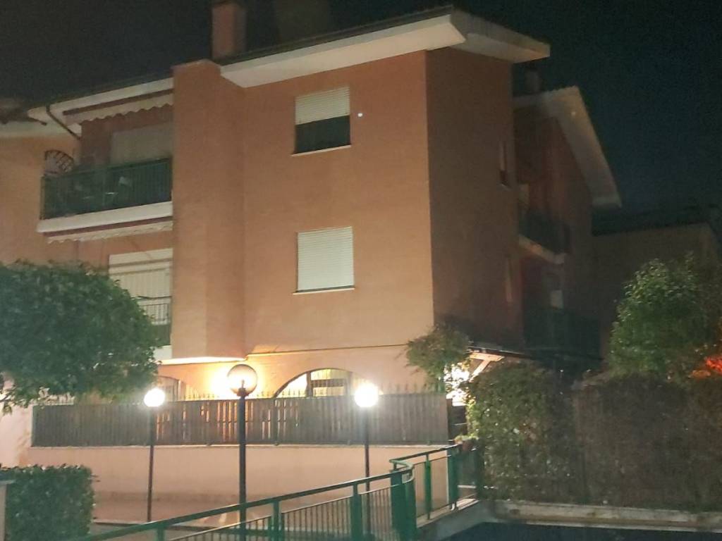 appartamento in vendita a Roma in zona Romanina