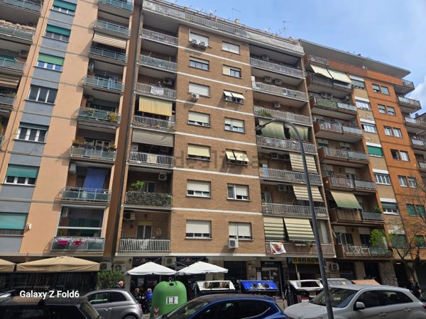 appartamento in vendita a Roma in zona Don Bosco