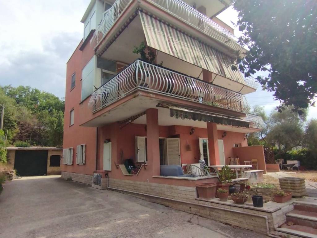 appartamento in vendita a Roma in zona Olgiata