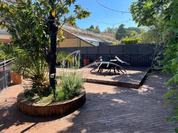 appartamento in vendita a Roma in zona Giuliano Dalmata