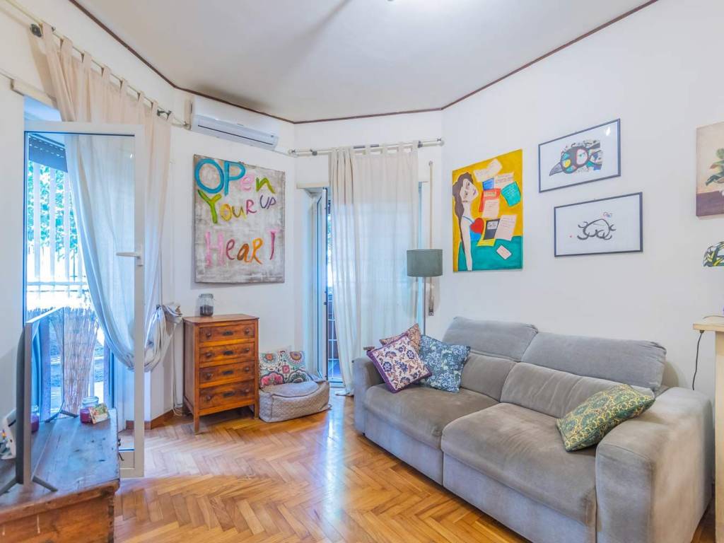 appartamento in vendita a Roma in zona Portuense