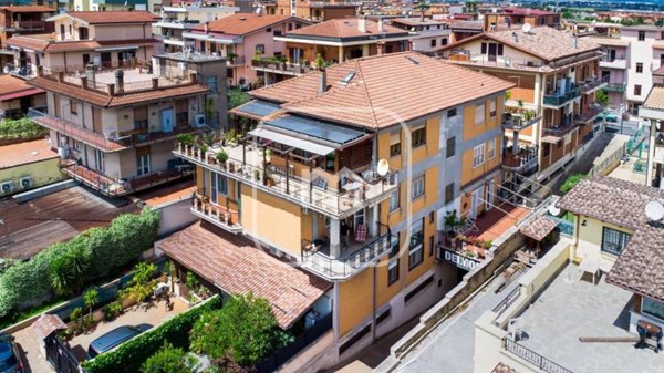 appartamento in vendita a Roma in zona Finocchio