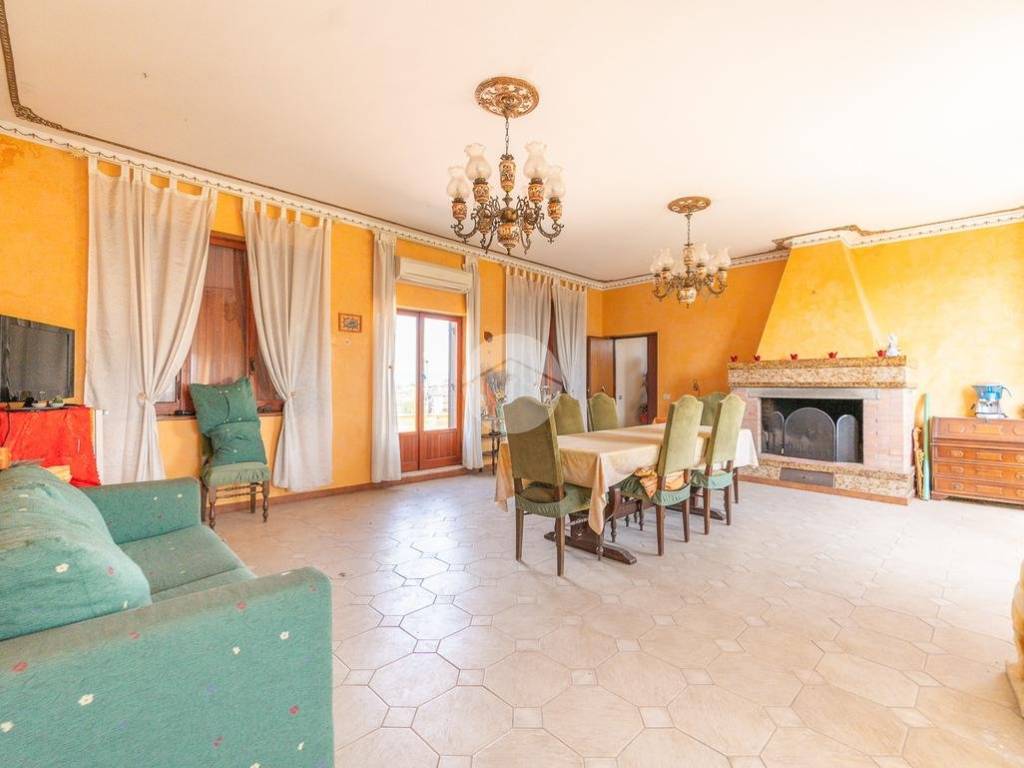 appartamento in vendita a Roma in zona Finocchio