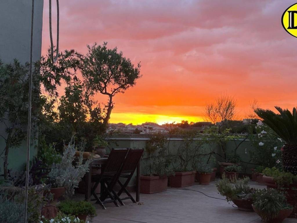 appartamento in vendita a Roma in zona Monte Sacro/Talenti