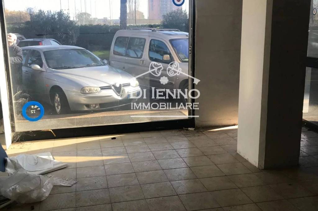 negozio in vendita a Roma in zona Tiburtino