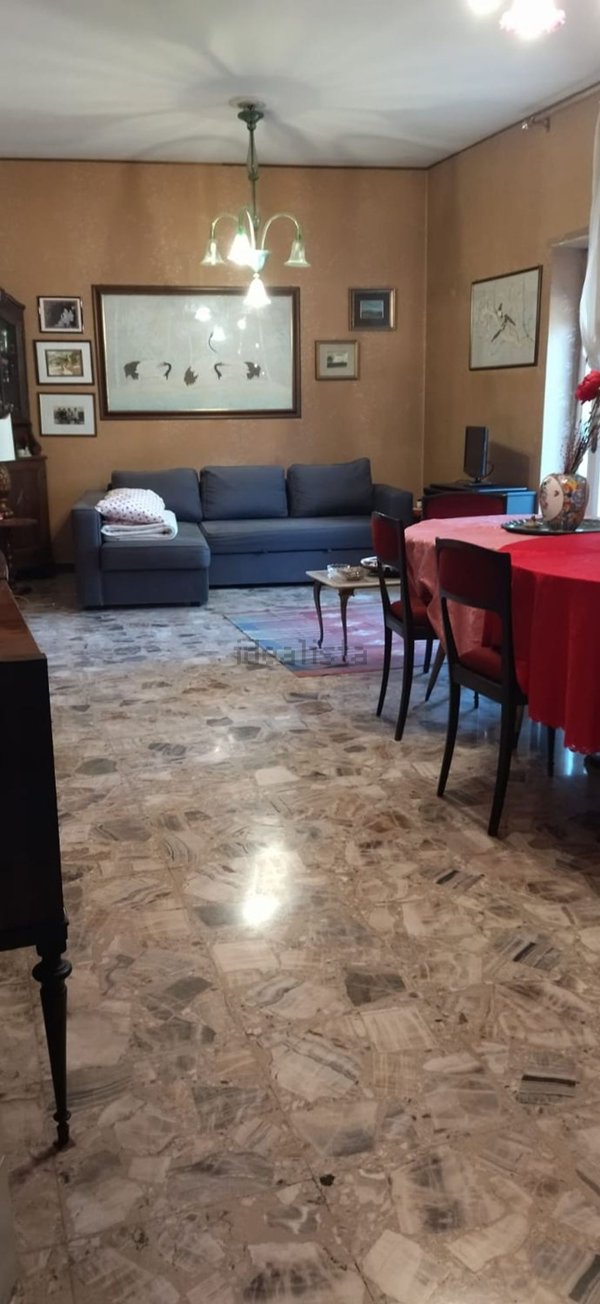 appartamento in vendita a Roma in zona Ardeatino