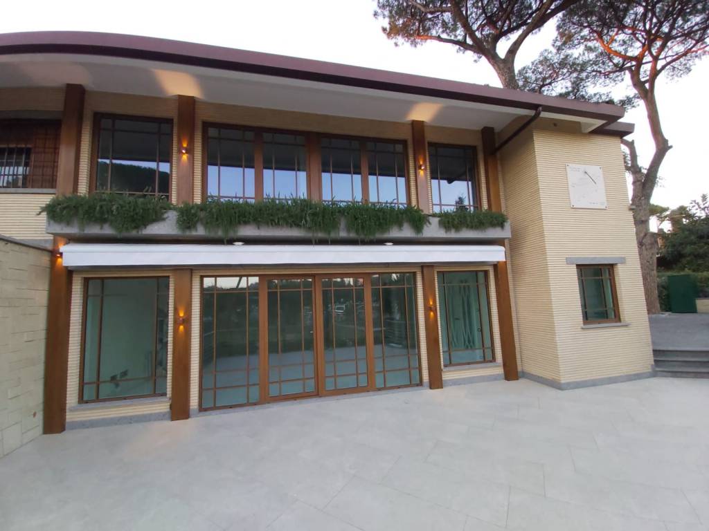 casa indipendente in vendita a Roma in zona Torrino