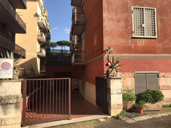 appartamento in vendita a Roma in zona Gianicolense