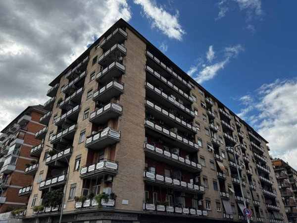 appartamento in vendita a Roma in zona Cinecittà