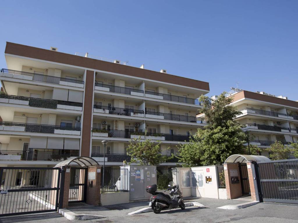 appartamento in vendita a Roma in zona Ponte di Nona