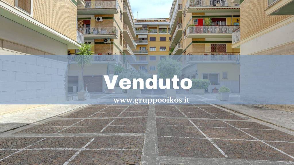 appartamento in vendita a Roma