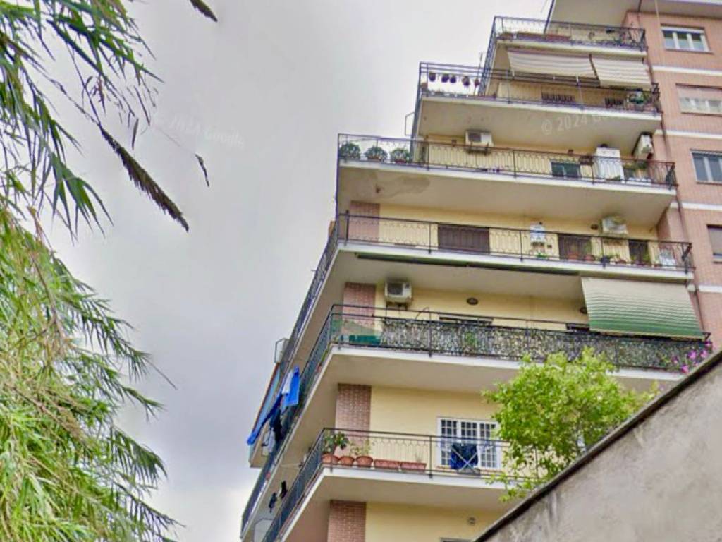 appartamento in vendita a Roma in zona Portuense