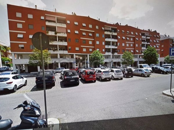 appartamento in vendita a Roma in zona Casal Monastero