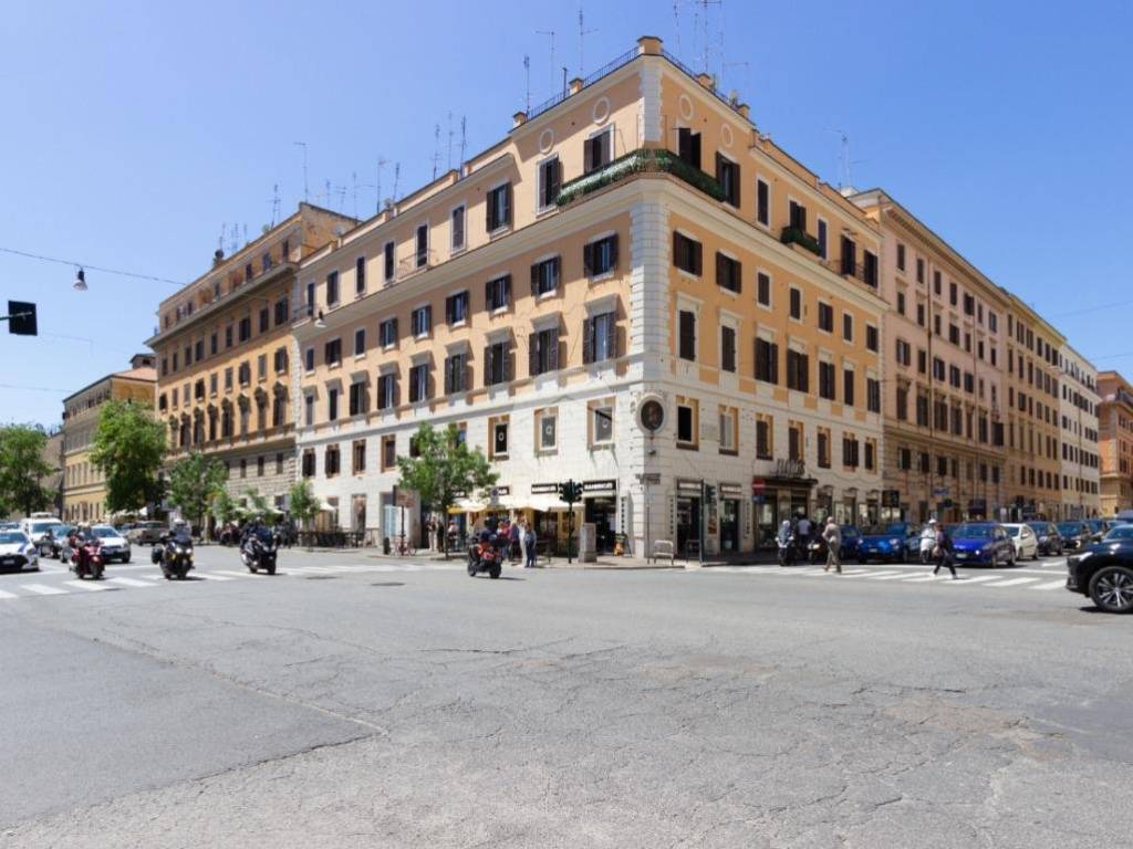 appartamento in vendita a Roma in zona Rione Prati