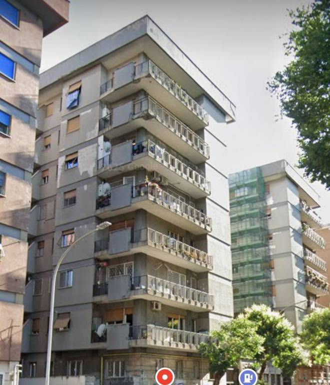 appartamento in vendita a Roma in zona Ostiense