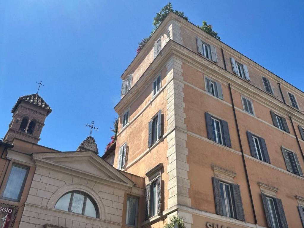 appartamento in vendita a Roma in zona Trastevere