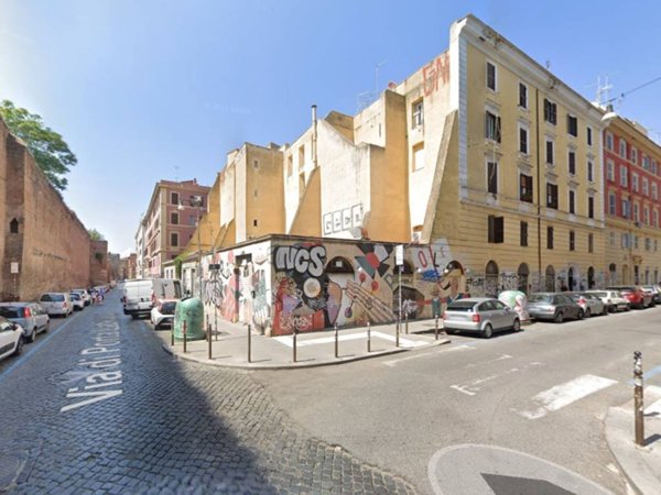 locale commerciale in vendita a Roma in zona Tiburtino