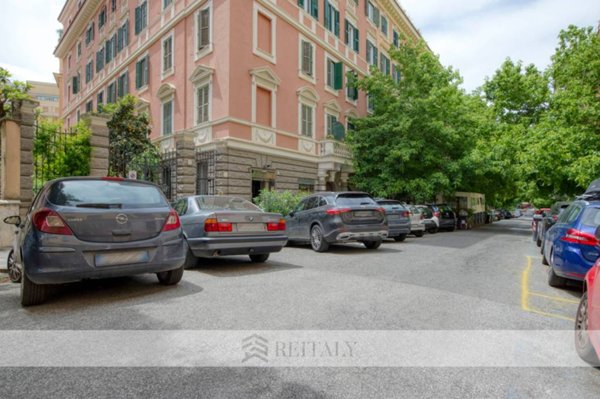appartamento in vendita a Roma in zona Nomentano
