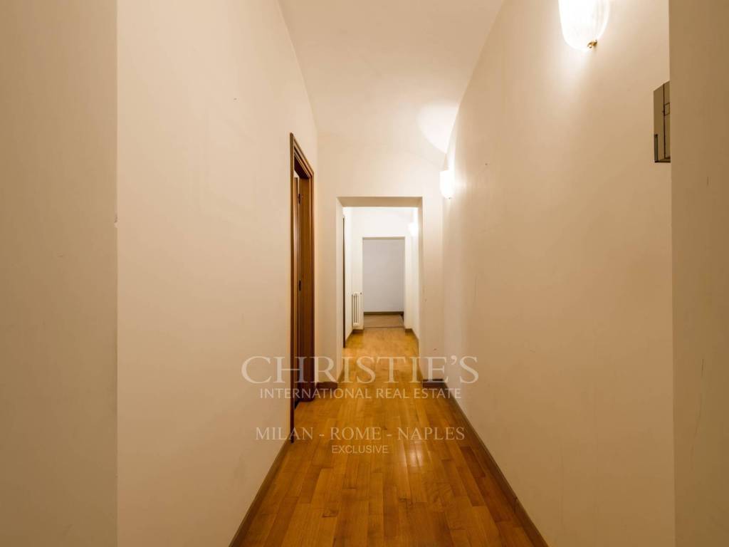 appartamento in vendita a Roma in zona Ludovisi/Sallustiano
