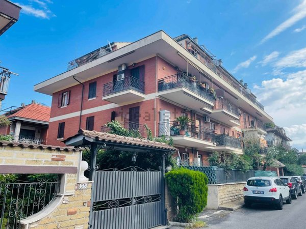 appartamento in vendita a Roma in zona Tor Vergata/Torrenova