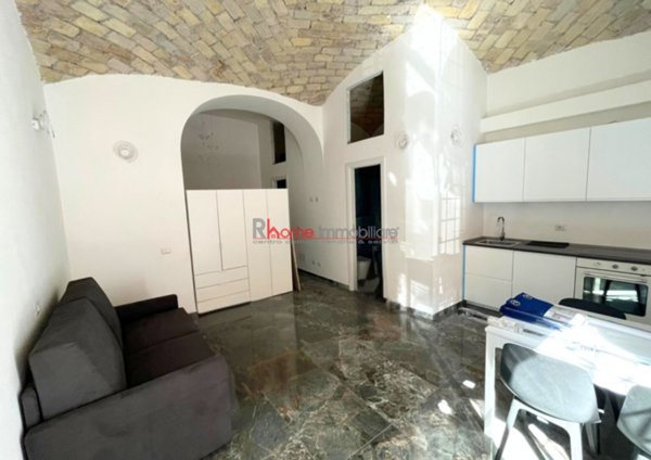 appartamento in vendita a Roma in zona Esquilino