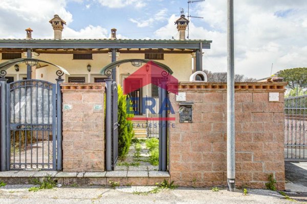 casa indipendente in vendita a Roma in zona Monte Migliore