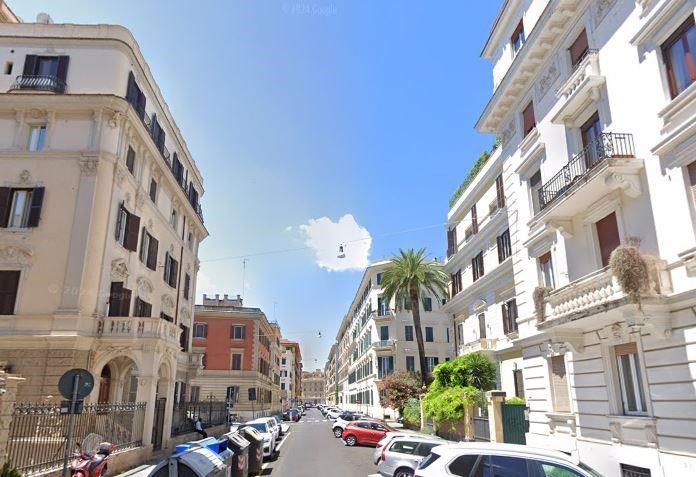 appartamento in vendita a Roma in zona Rione Prati