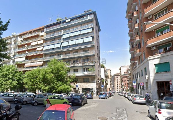appartamento in vendita a Roma in zona Tuscolano