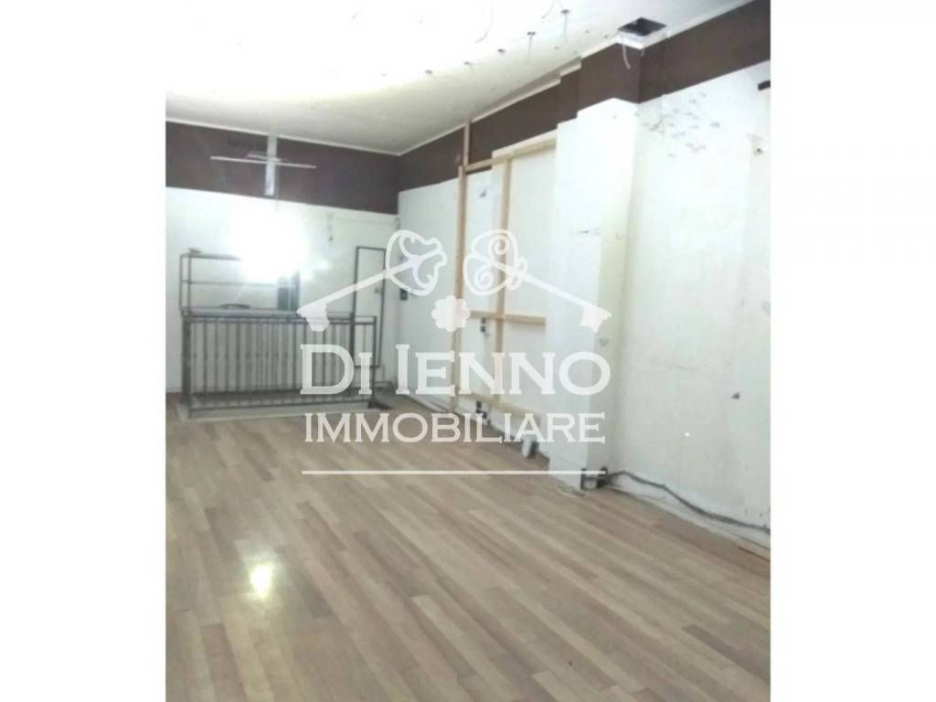 negozio in vendita a Roma in zona Tor Vergata/Torrenova