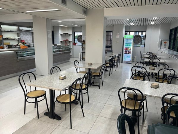 negozio in vendita a Roma in zona Sette Bagni
