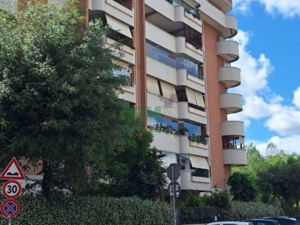 appartamento in vendita a Roma in zona Torrino
