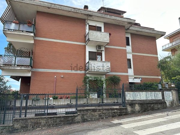 appartamento in vendita a Roma in zona La Pisana