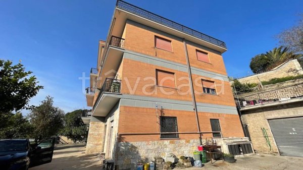 appartamento in vendita a Roma in zona Primavalle