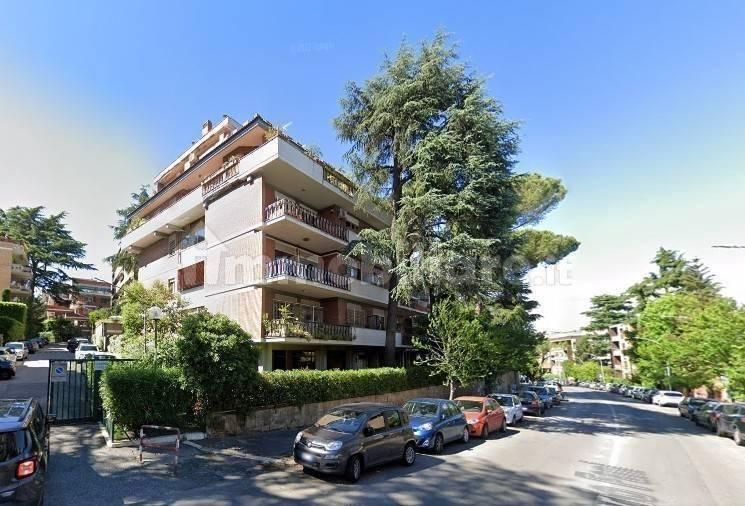 appartamento in vendita a Roma
