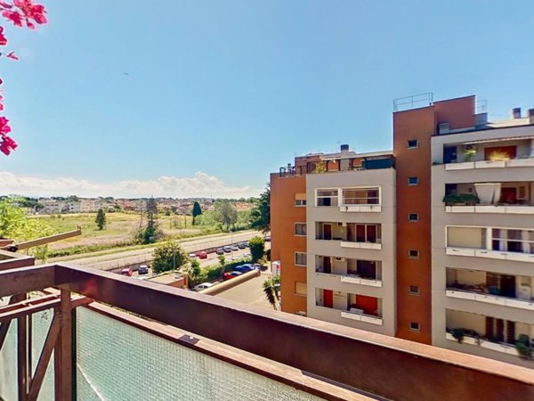 appartamento in vendita a Roma in zona Dragoncello