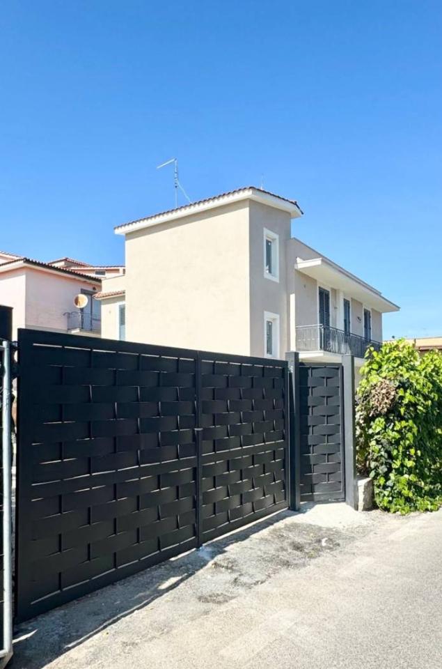appartamento in vendita a Roma in zona Borghesiana