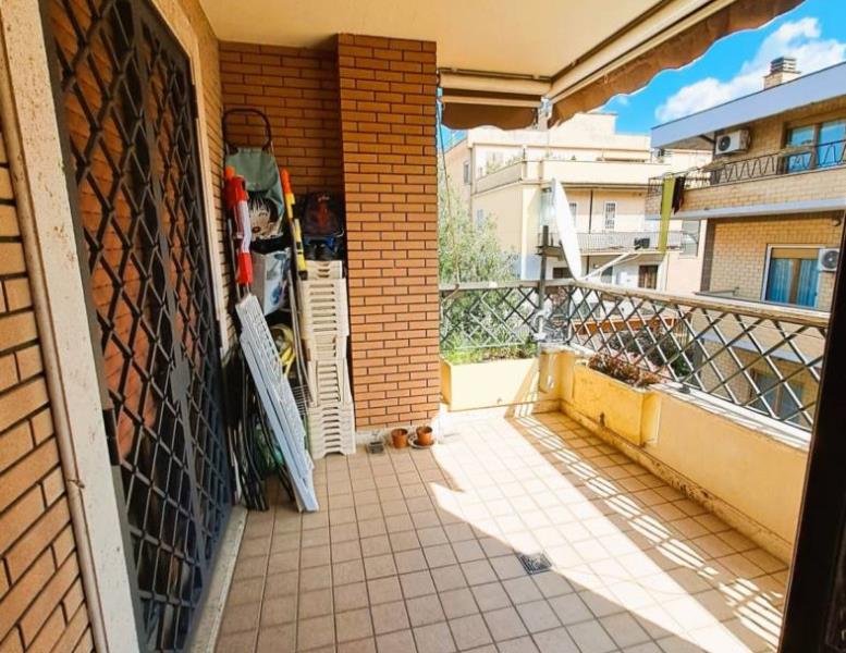 appartamento in vendita a Roma in zona Tor Vergata/Torrenova